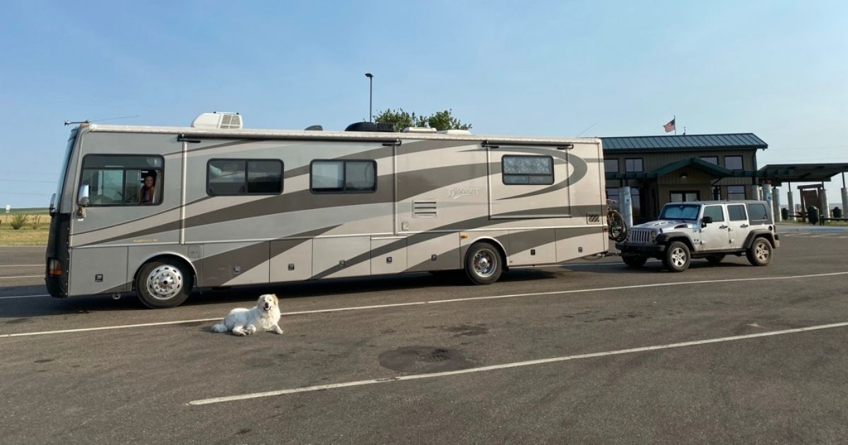 How to Find Free Overnight RV Parking & Camping - Grateful Glamper